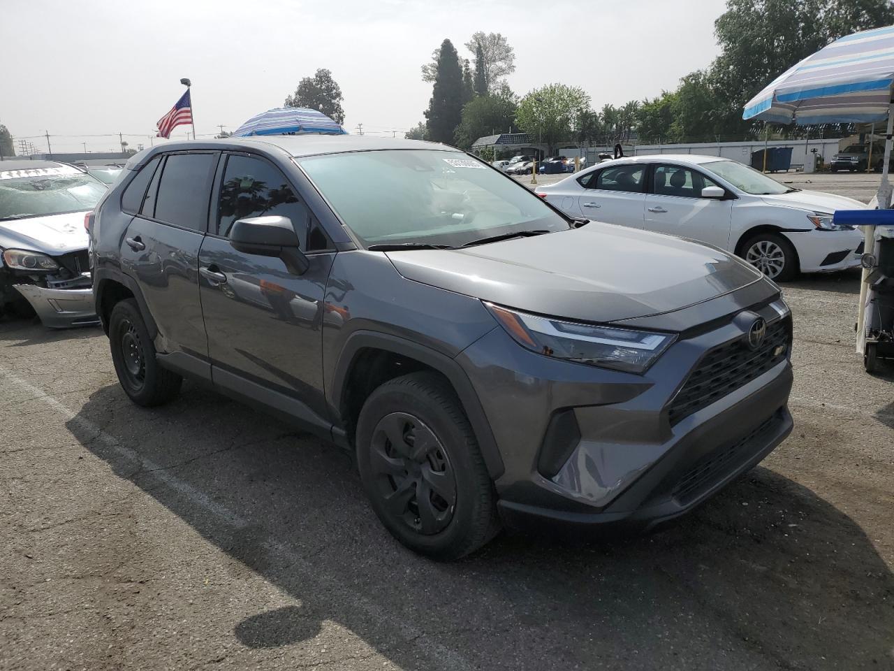2023 TOYOTA RAV4 LE - Фото 4