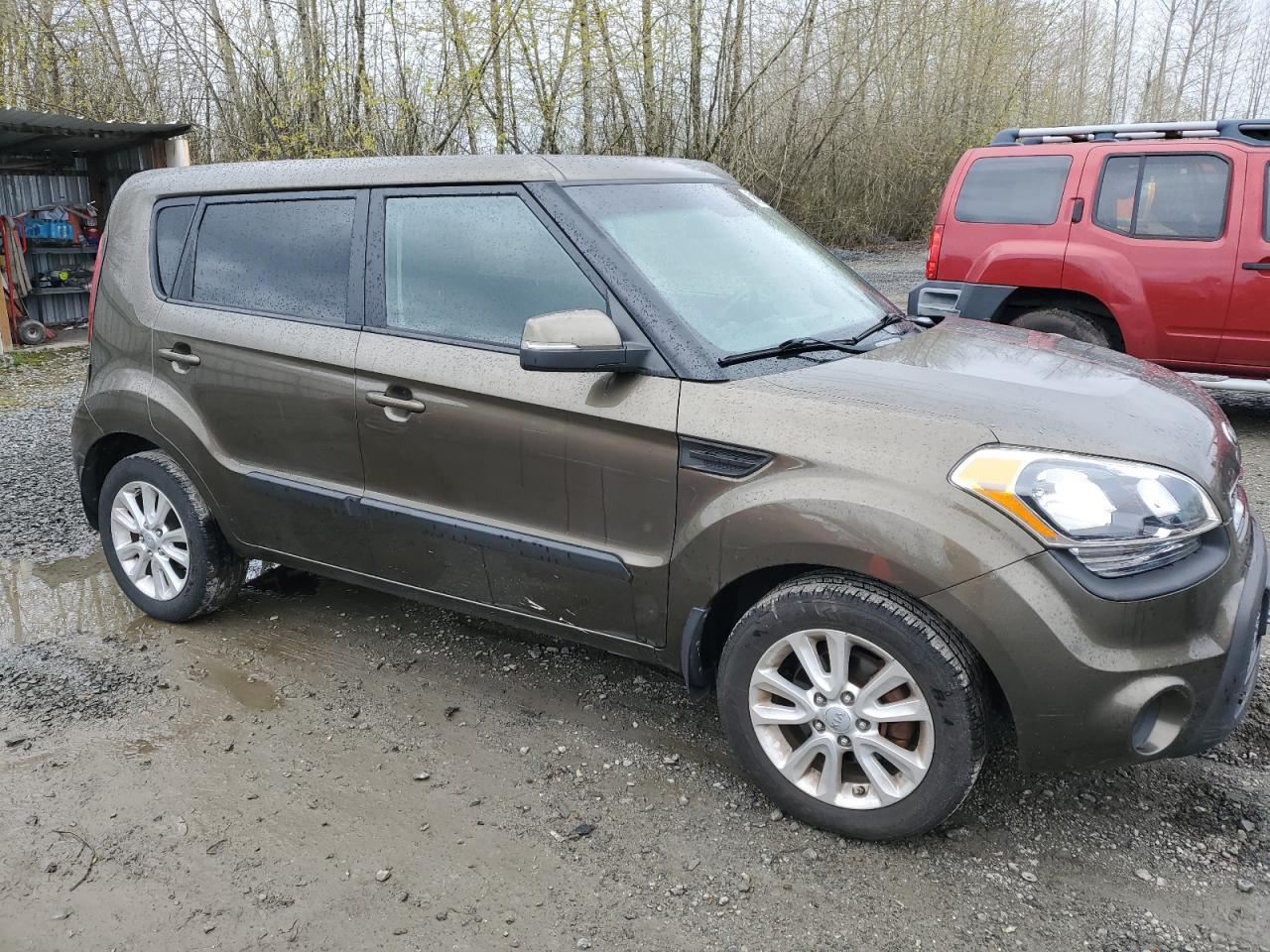 2013 KIA SOUL + - Image 4