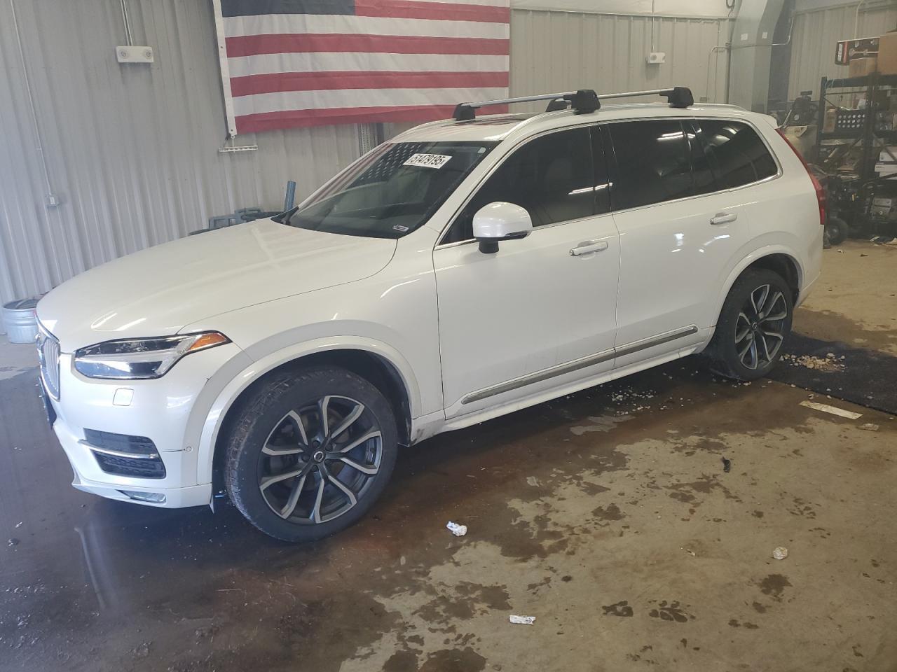2016 VOLVO XC90 T6