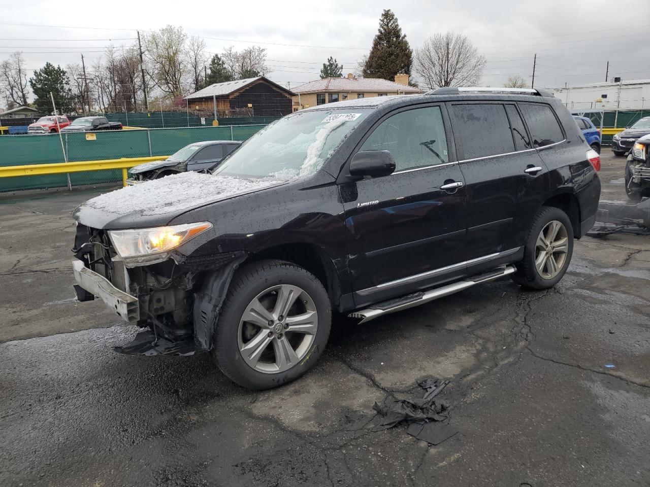 2011 TOYOTA HIGHLANDER