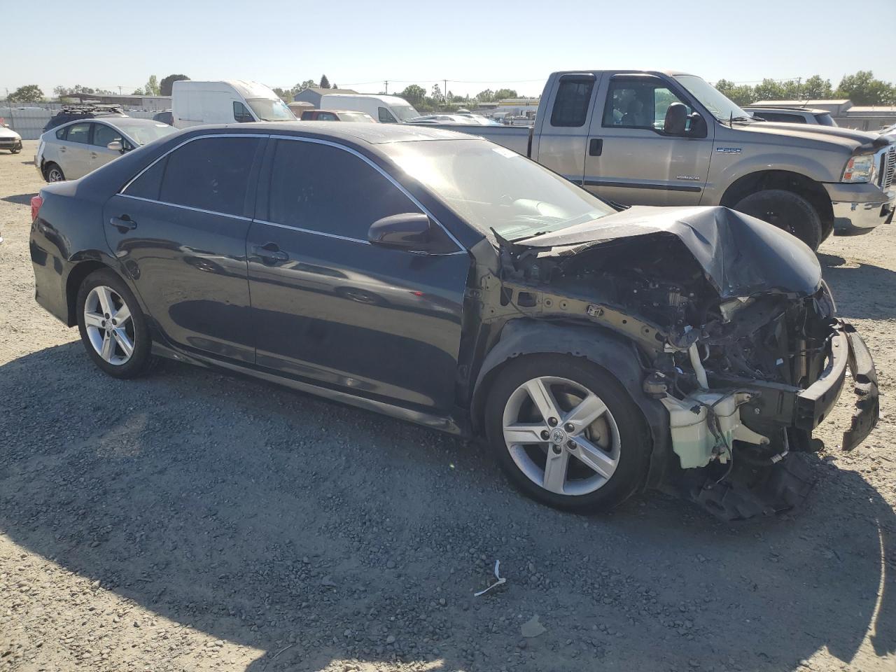 2013 TOYOTA CAMRY L - Image 4