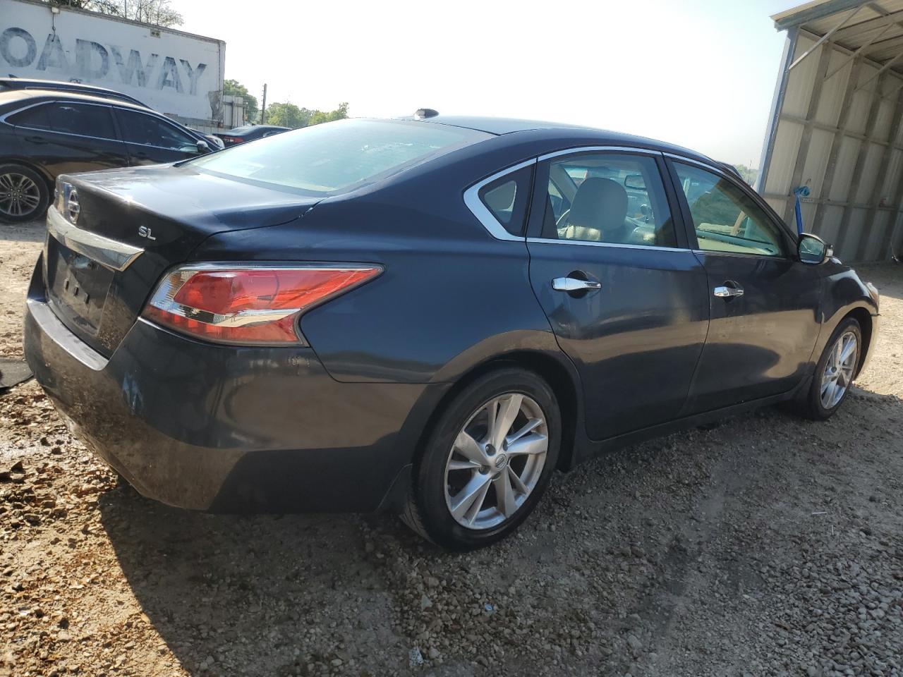 2015 NISSAN ALTIMA 2.5 - Фото 3