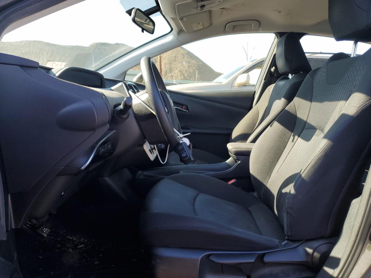 2016 TOYOTA PRIUS - Фото 7