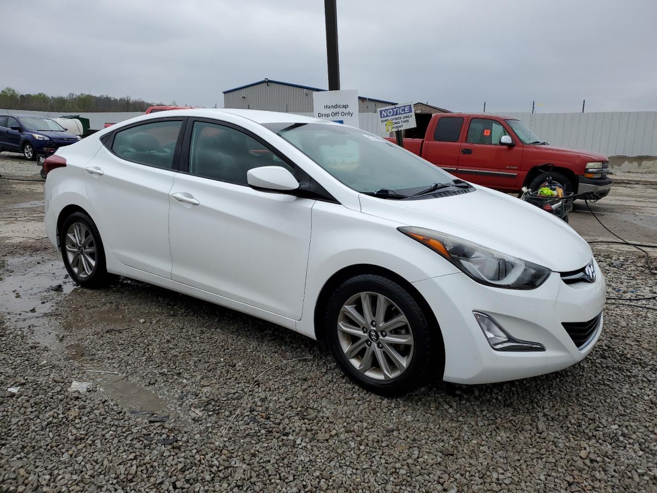 2014 HYUNDAI ELANTRA SE - Image 4