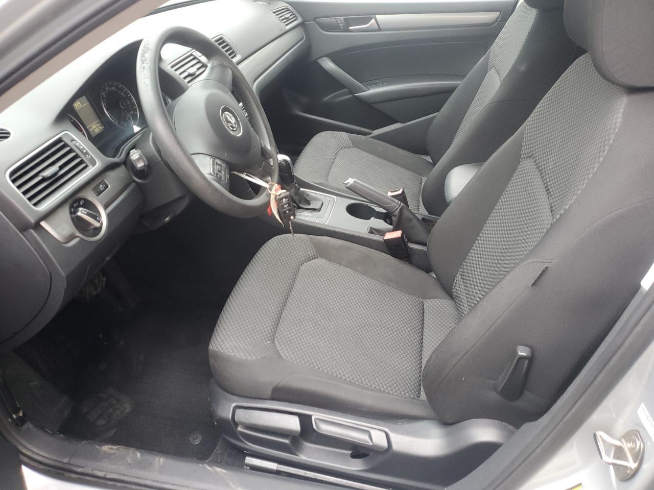 2015 VOLKSWAGEN PASSAT S - Фото 7