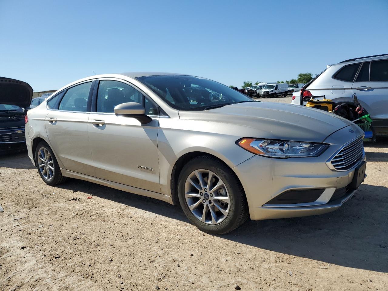 2017 FORD FUSION SE - Image 4