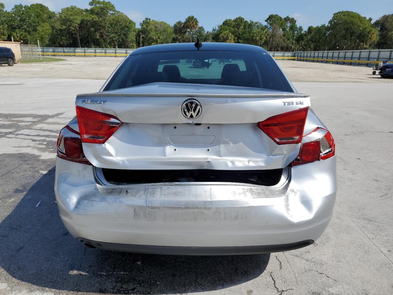 2015 VOLKSWAGEN PASSAT SE - Фото 6