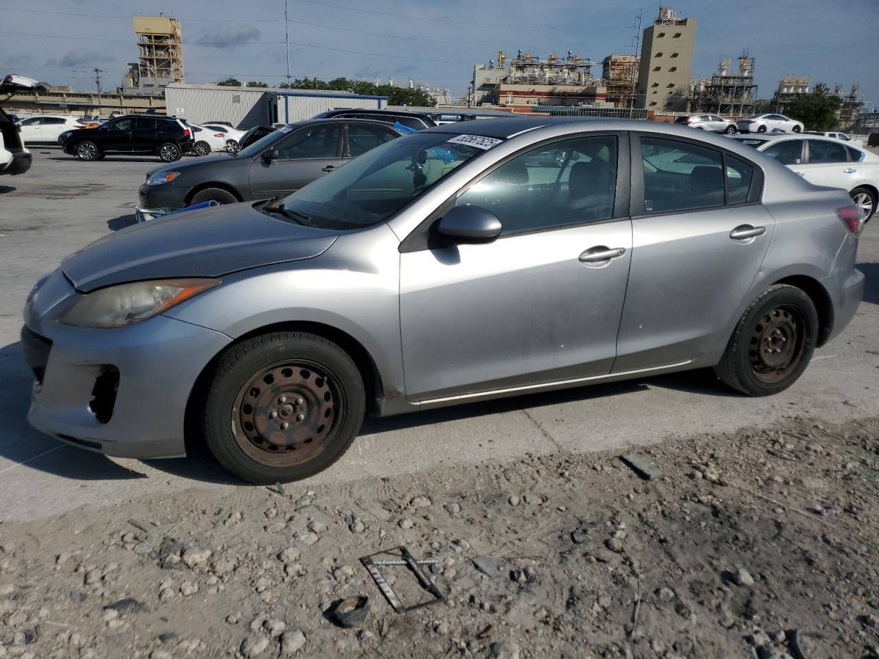 2013 MAZDA 3 I