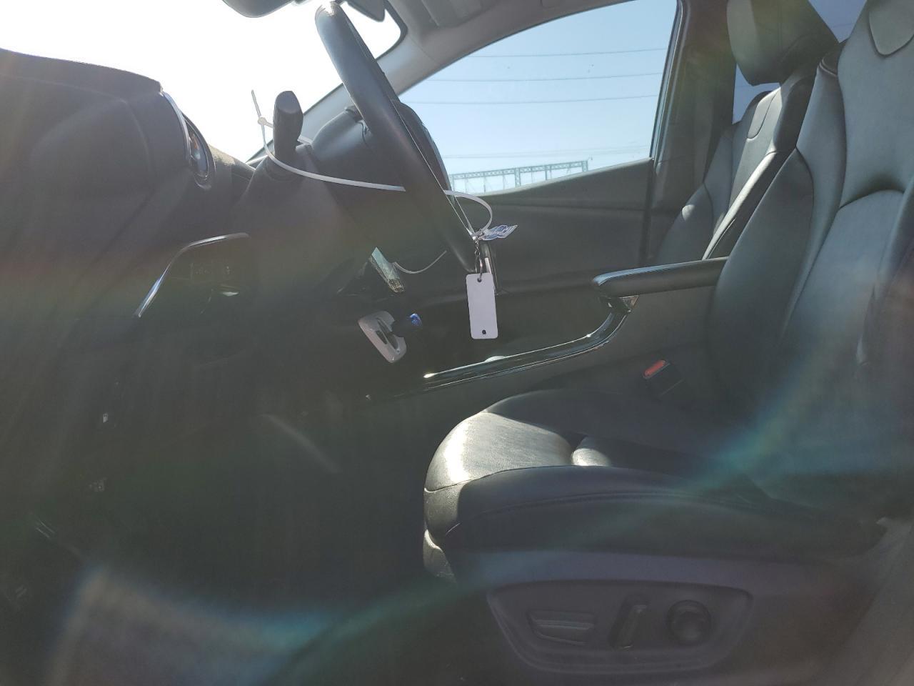 2018 TOYOTA PRIUS PRIM - Фото 7