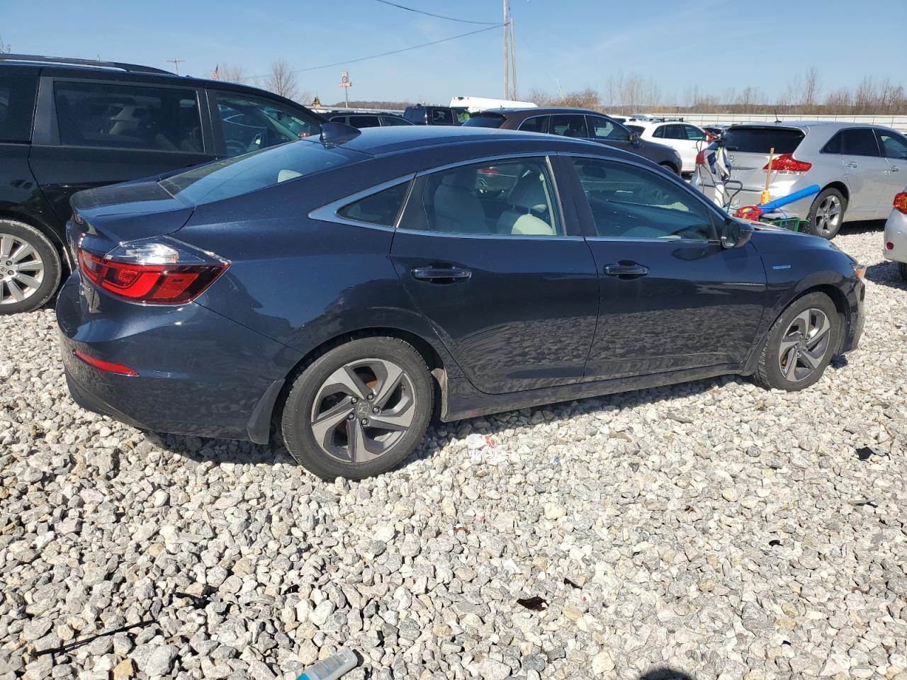 2019 HONDA INSIGHT LX - Image 3