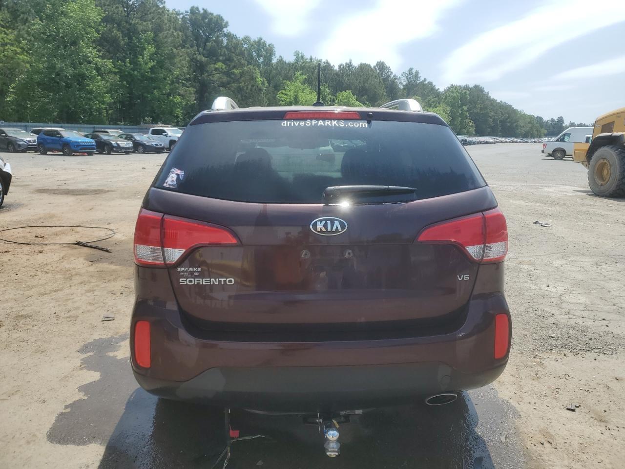 2015 KIA SORENTO LX - Image 6