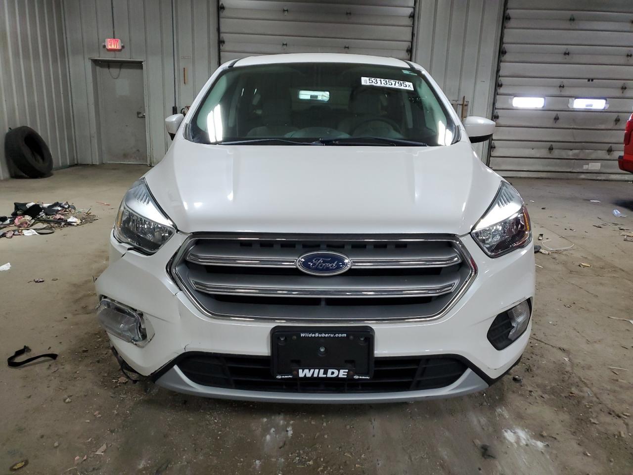 2017 FORD ESCAPE SE - Фото 5