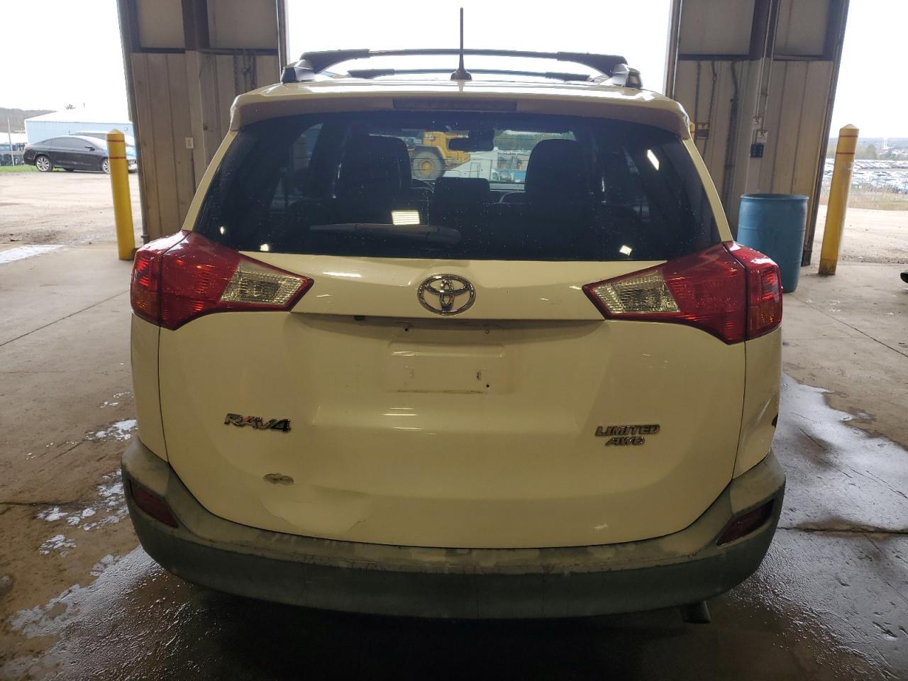 2014 TOYOTA RAV4 LIMIT - Фото 6