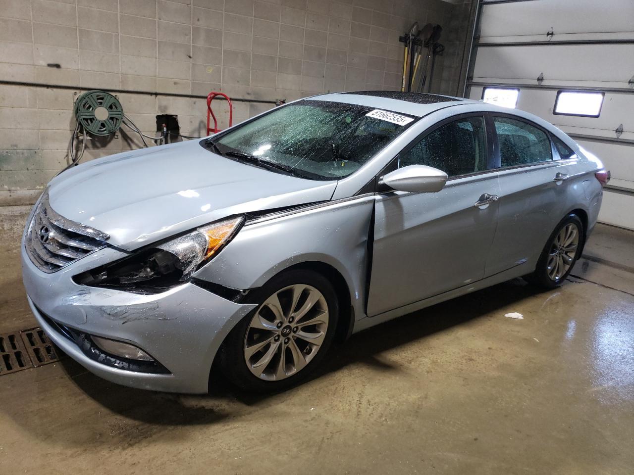2011 HYUNDAI SONATA SE