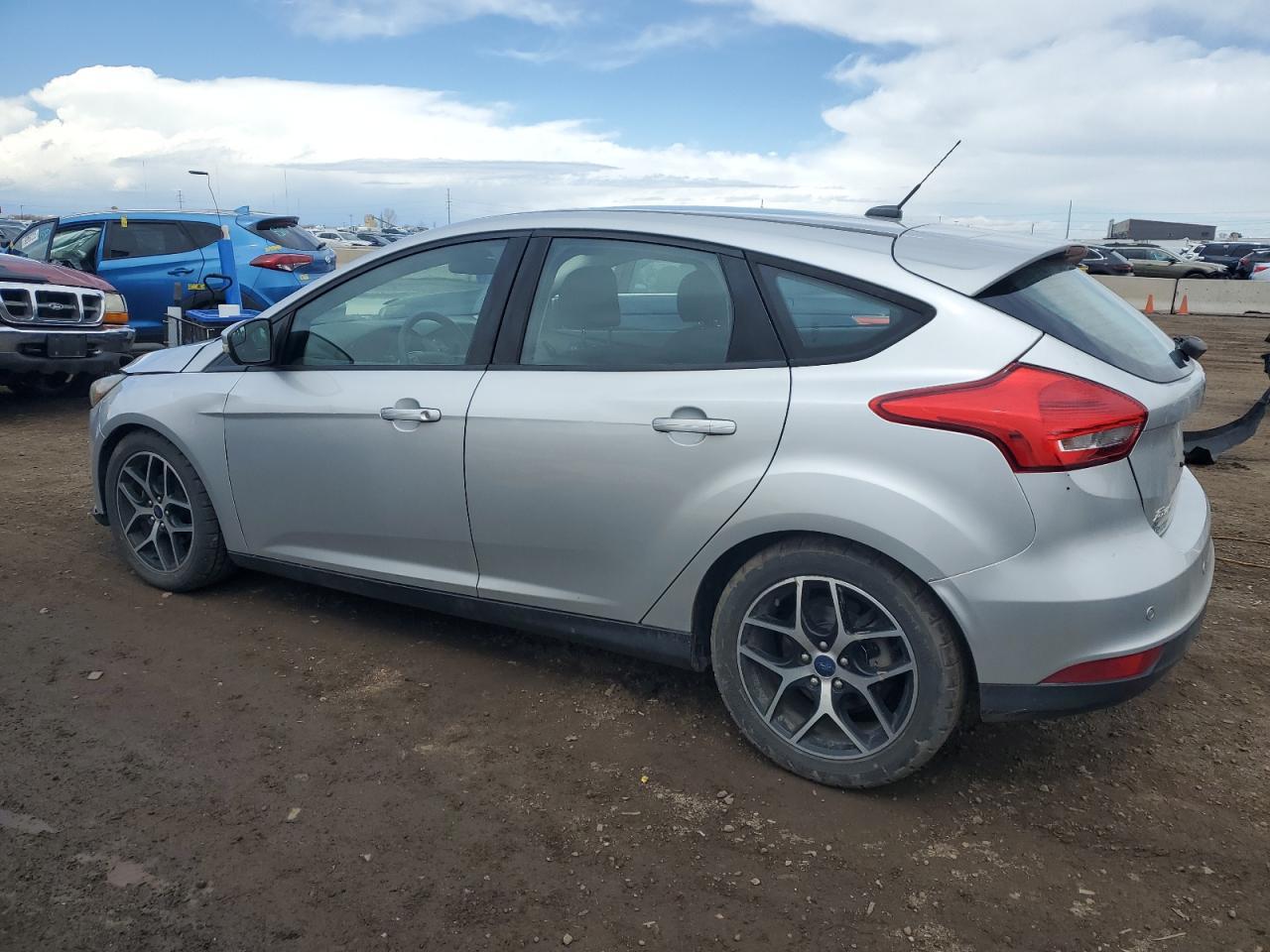 2017 FORD FOCUS SEL - Фото 2