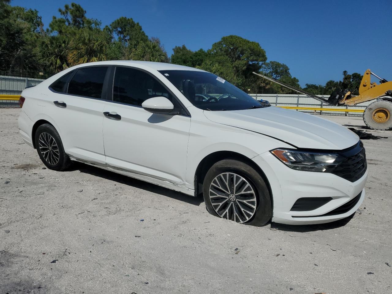 2019 VOLKSWAGEN JETTA S - Image 4
