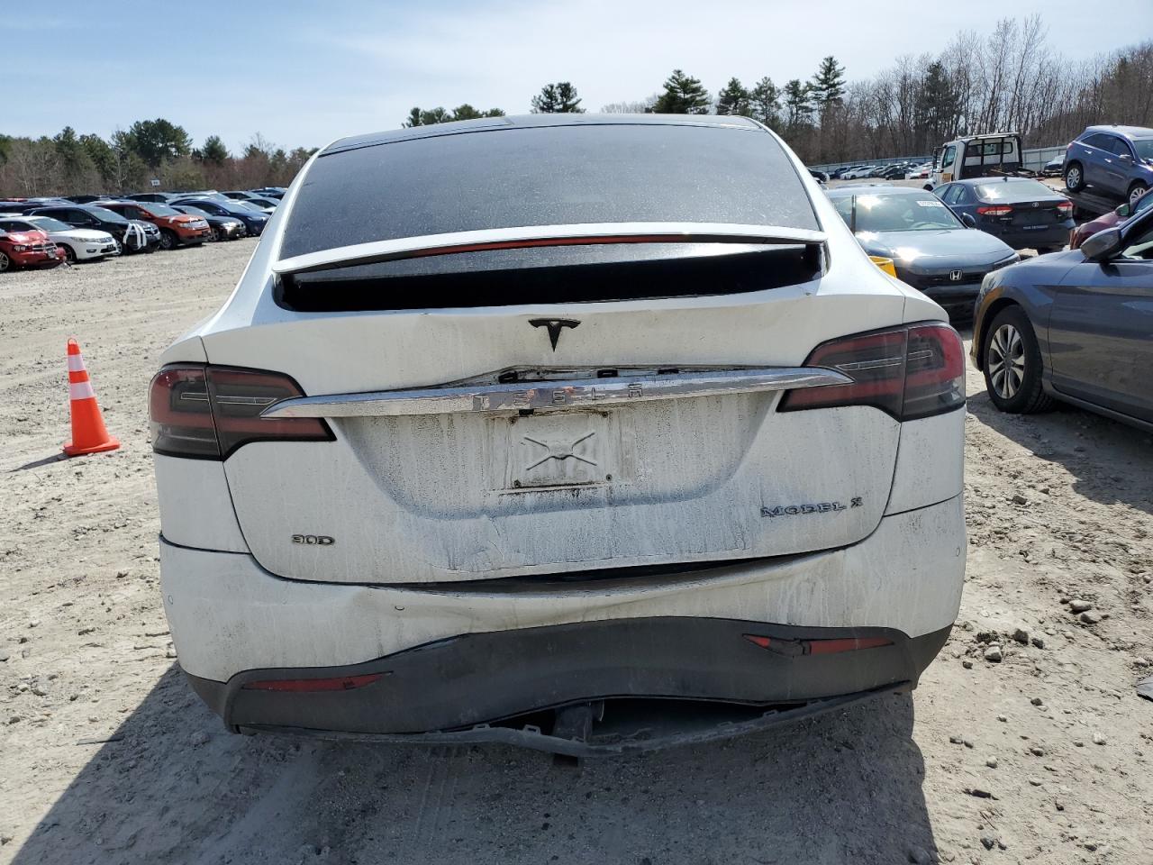 2016 TESLA MODEL X - Фото 6