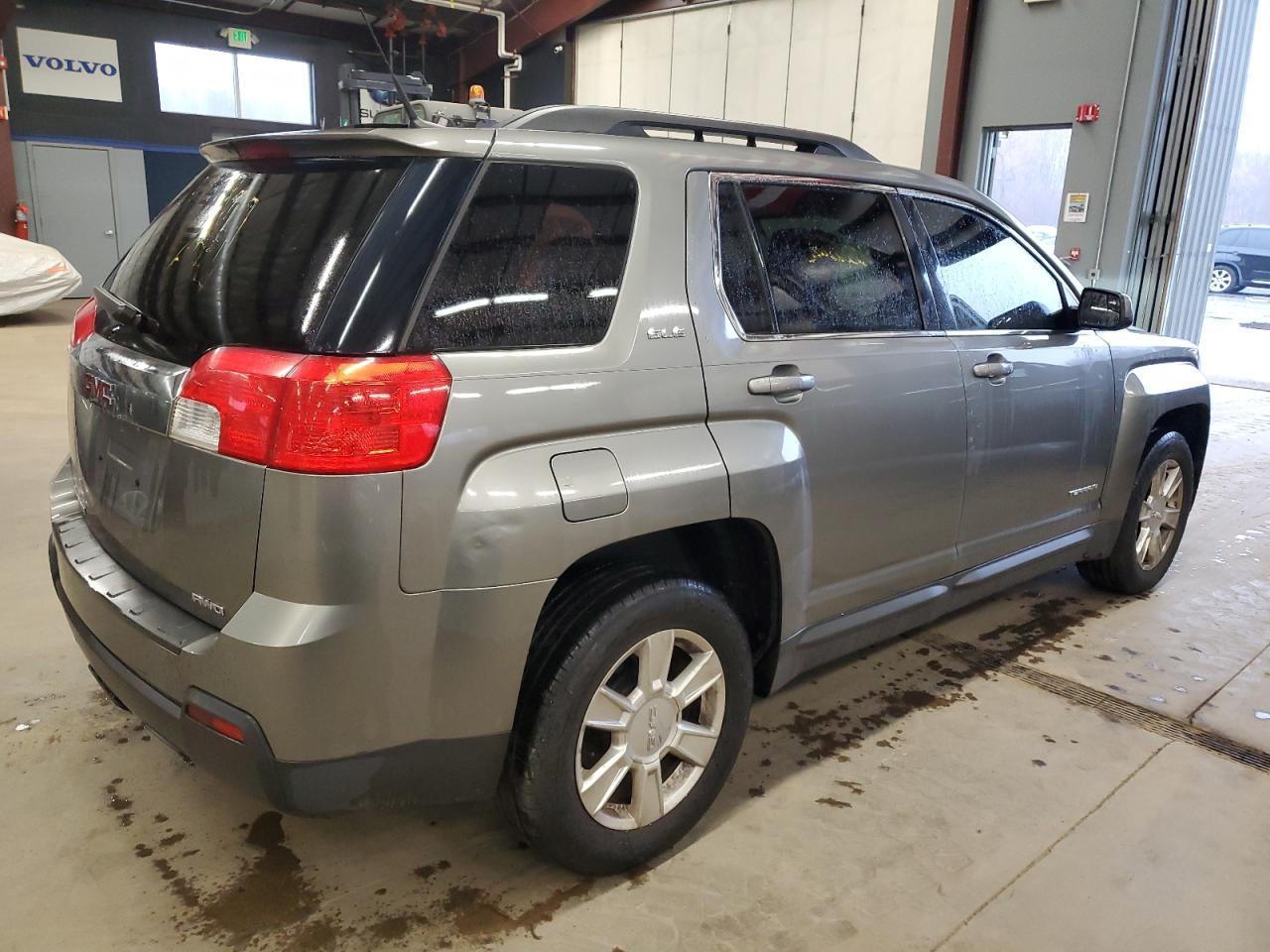 2012 GMC TERRAIN SL - Image 3