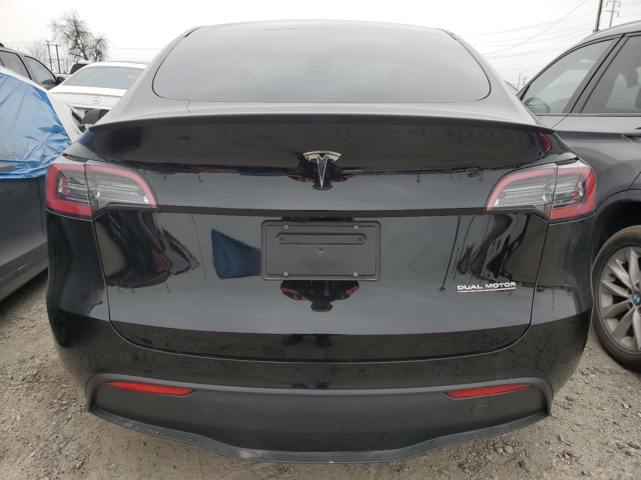 2024 TESLA MODEL Y - Image 6