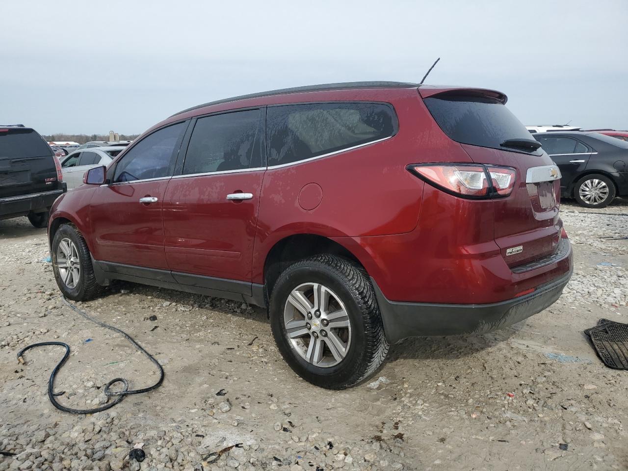 2015 CHEVROLET TRAVERSE L - Image 2