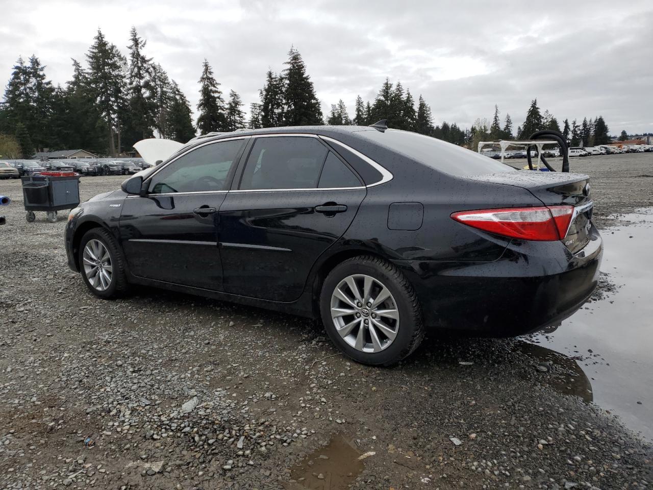 2016 TOYOTA CAMRY HYBR - Image 2