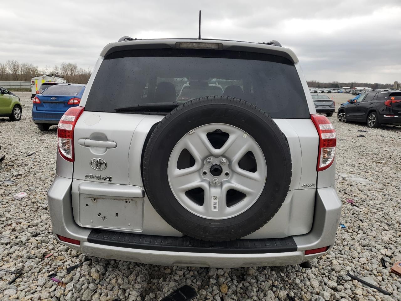 2011 TOYOTA RAV4 - Image 6