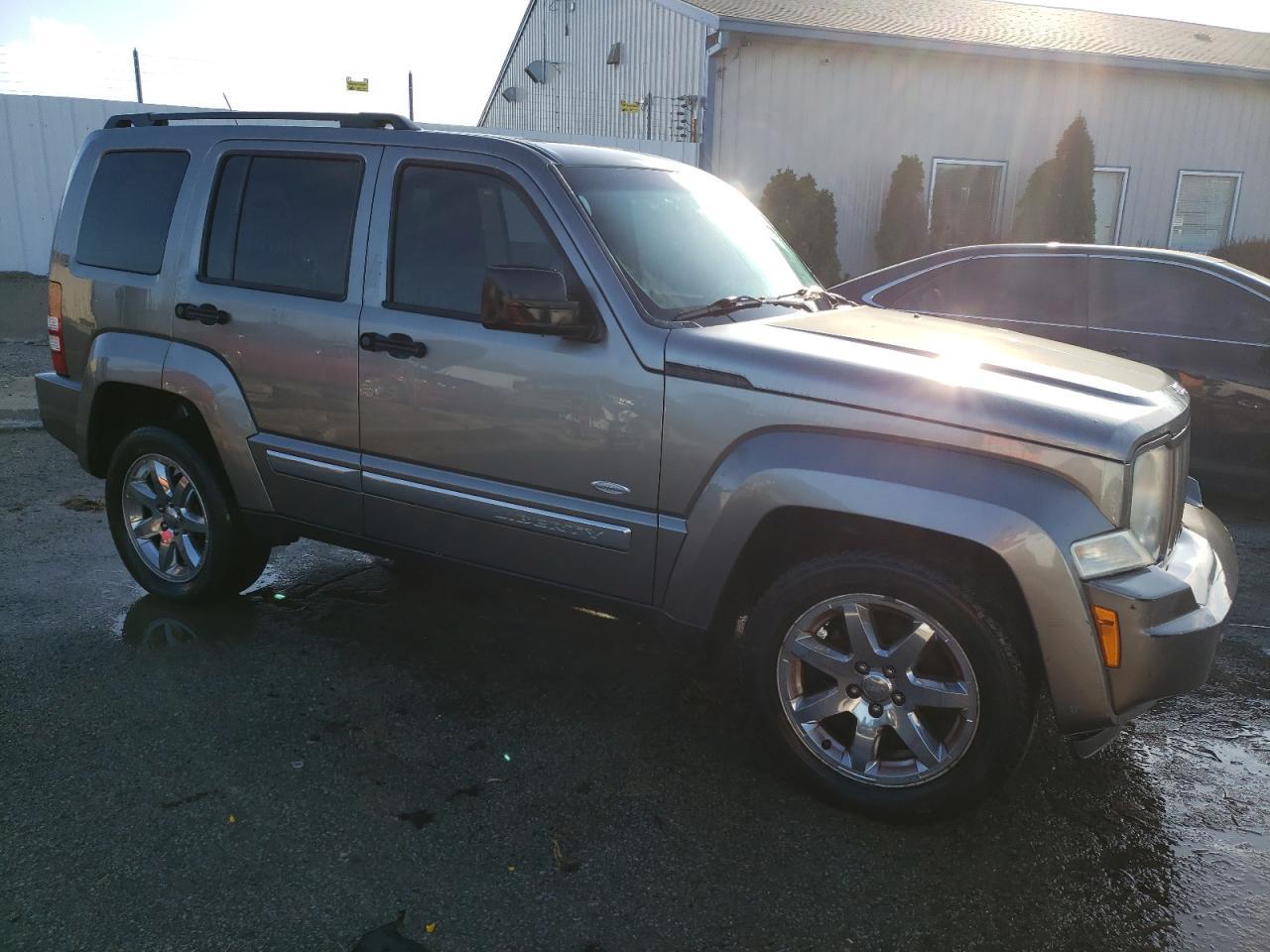 2012 JEEP LIBERTY SP - Фото 4