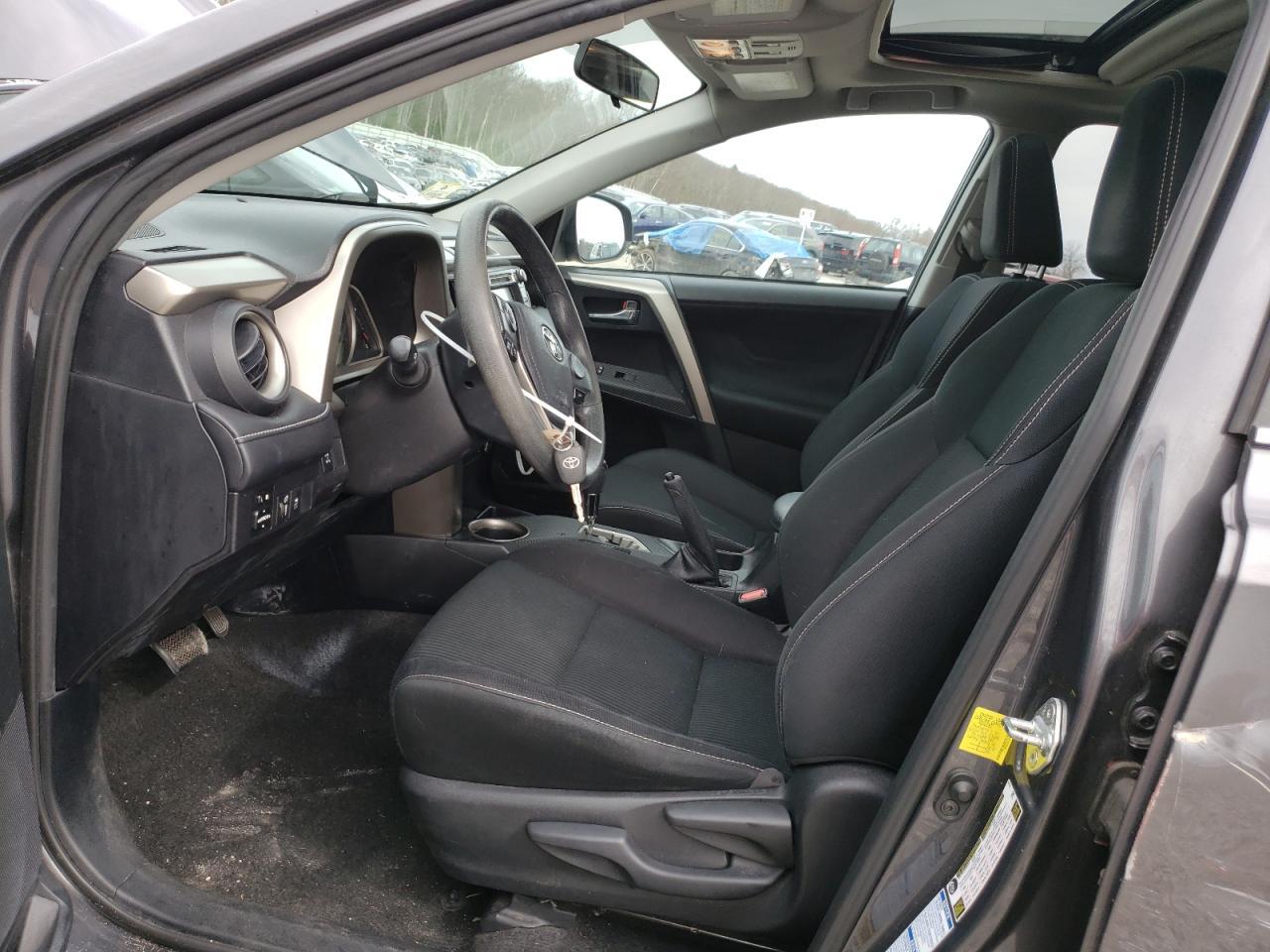 2015 TOYOTA RAV4 XLE - Image 7