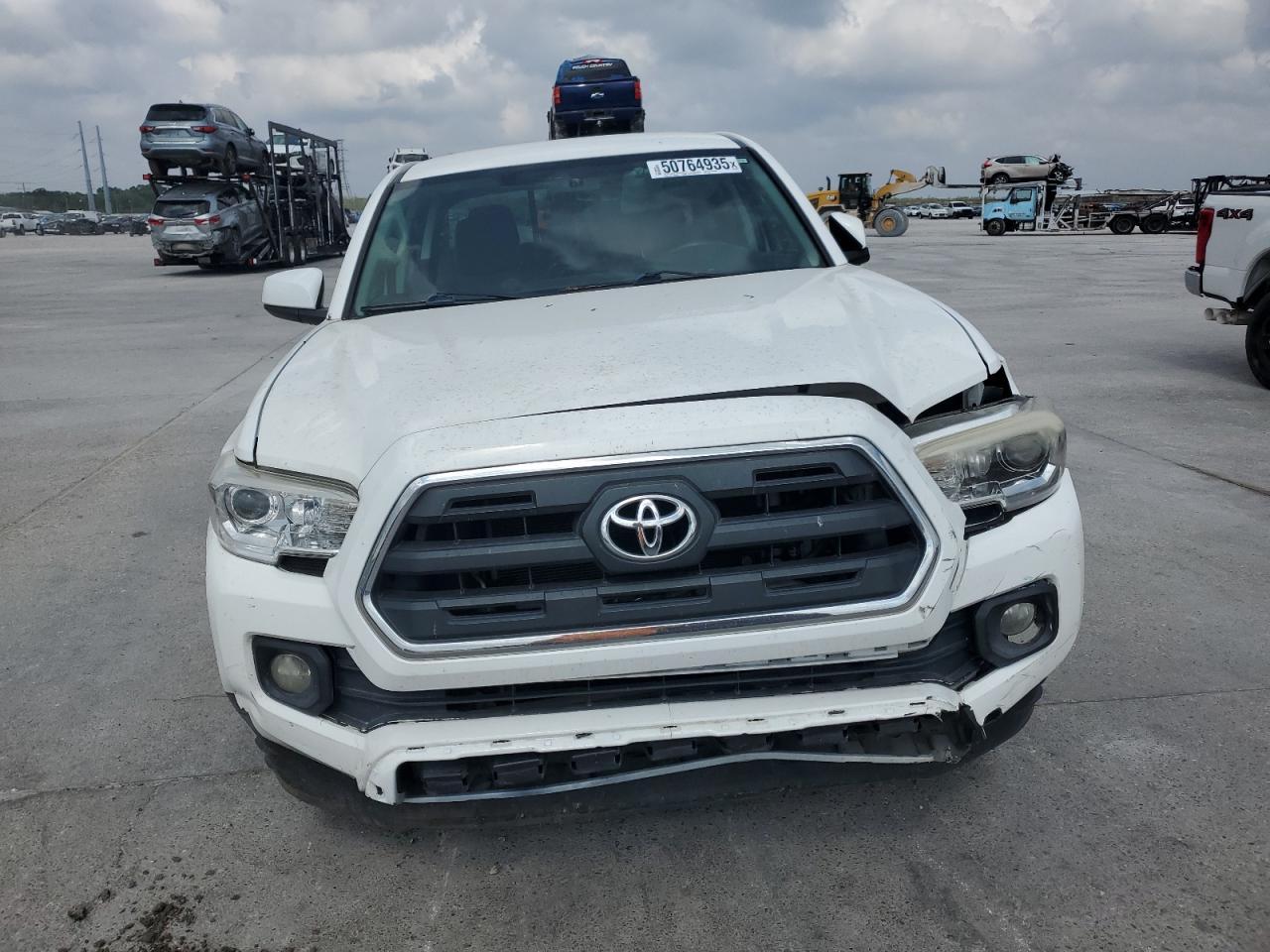 2017 TOYOTA TACOMA DOU - Фото 5
