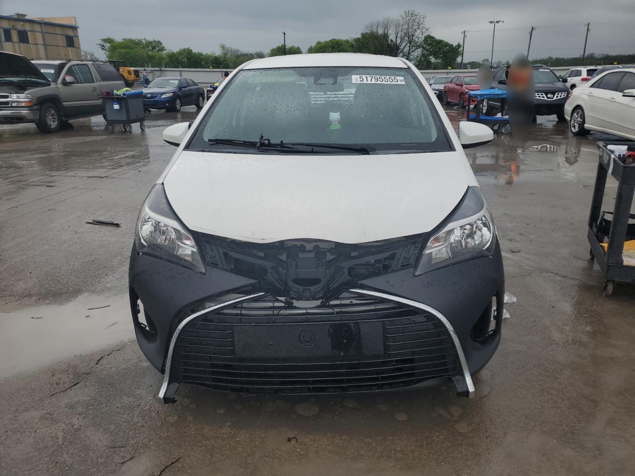 2017 TOYOTA YARIS L - Фото 5