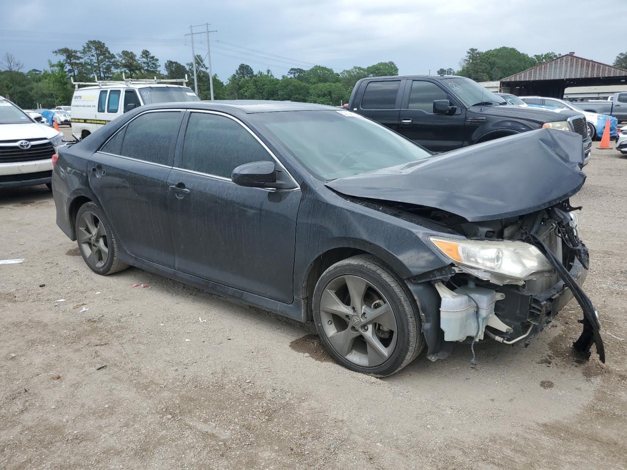 2012 TOYOTA CAMRY SE - Фото 4