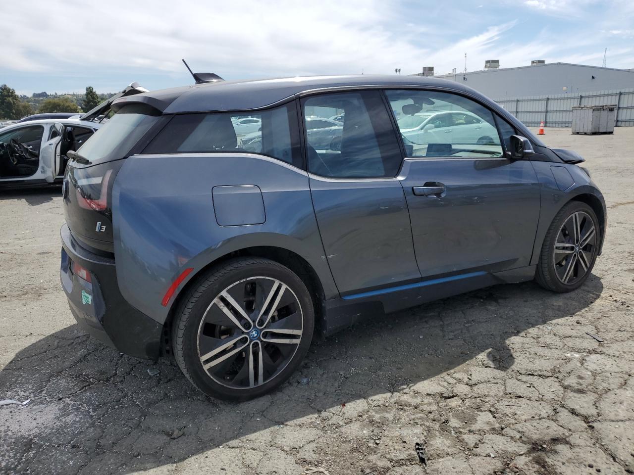 2017 BMW I3 REX - Фото 3