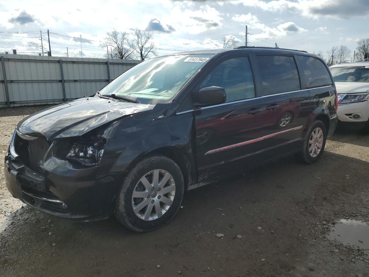 2014 CHRYSLER TOWN & COU