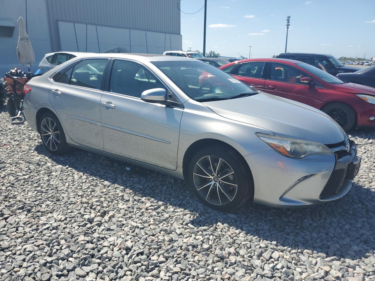 2016 TOYOTA CAMRY LE - Image 4