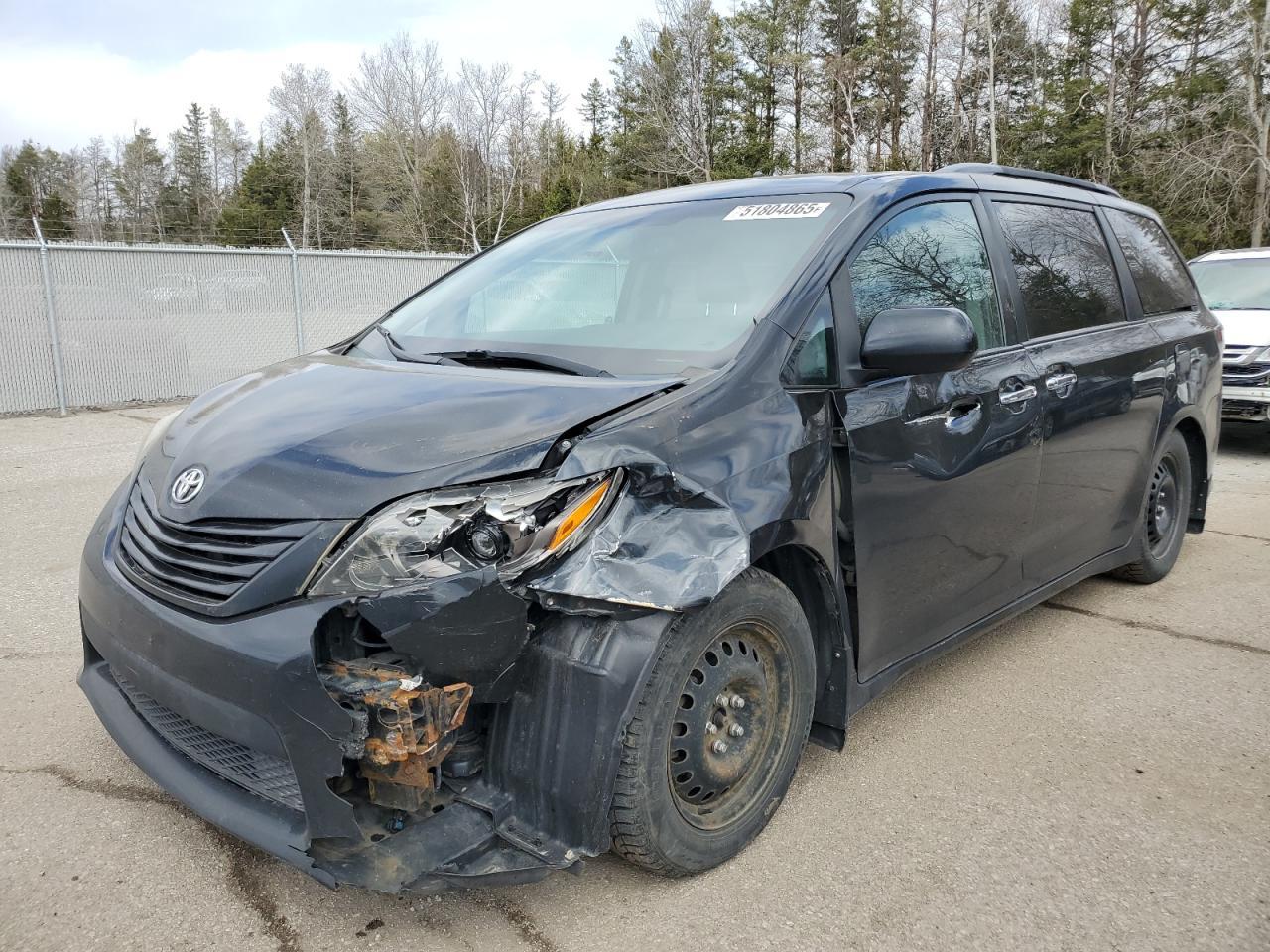 2015 TOYOTA SIENNA SPO