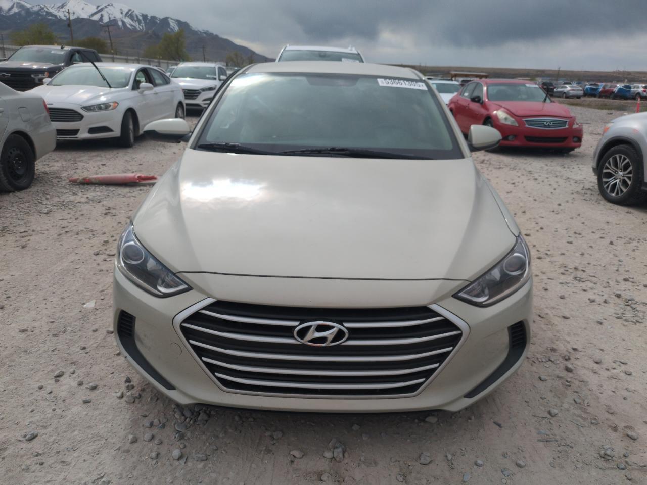 2017 HYUNDAI ELANTRA SE - Image 5