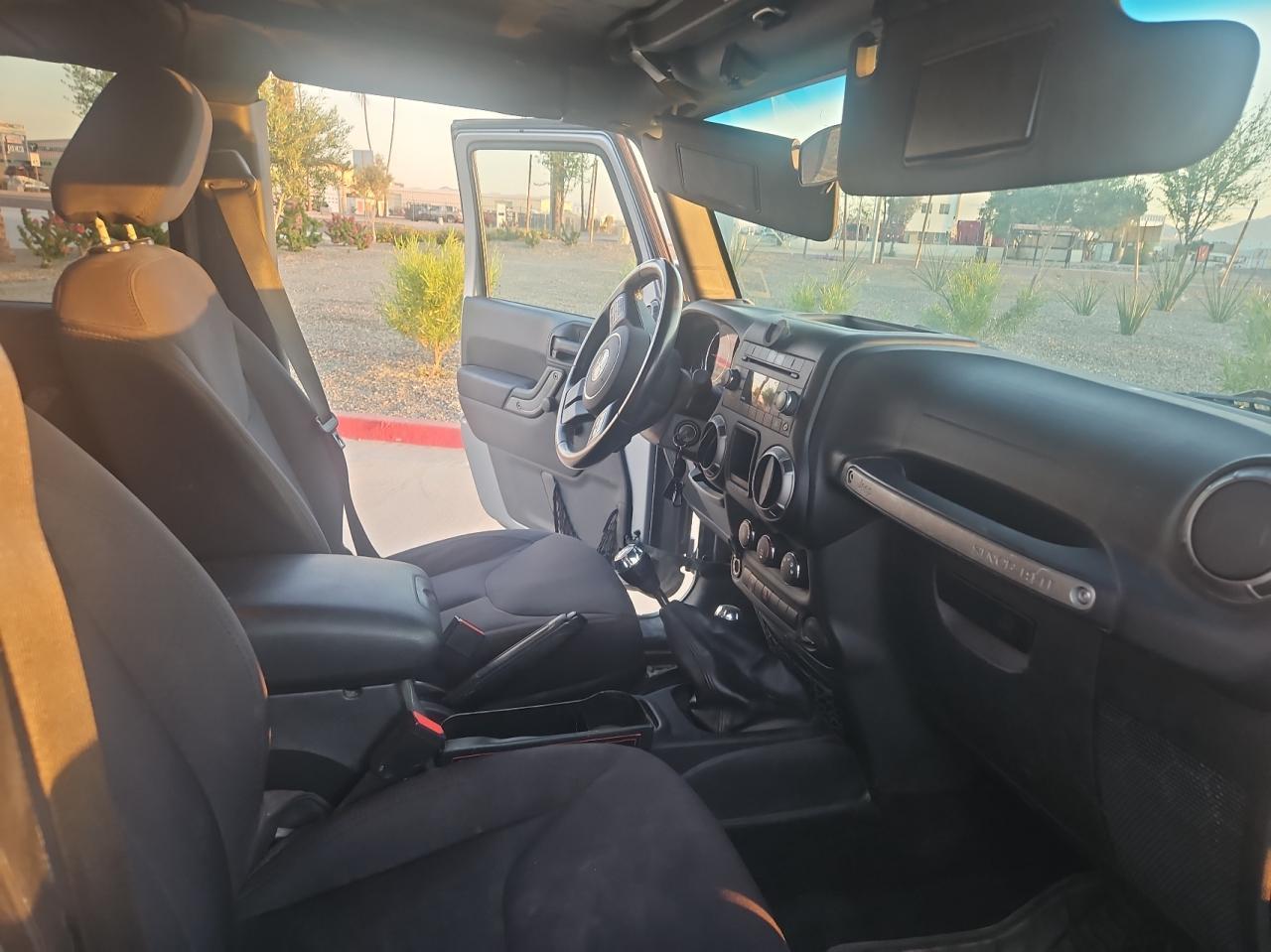 2015 JEEP WRANGLER U - Фото 5