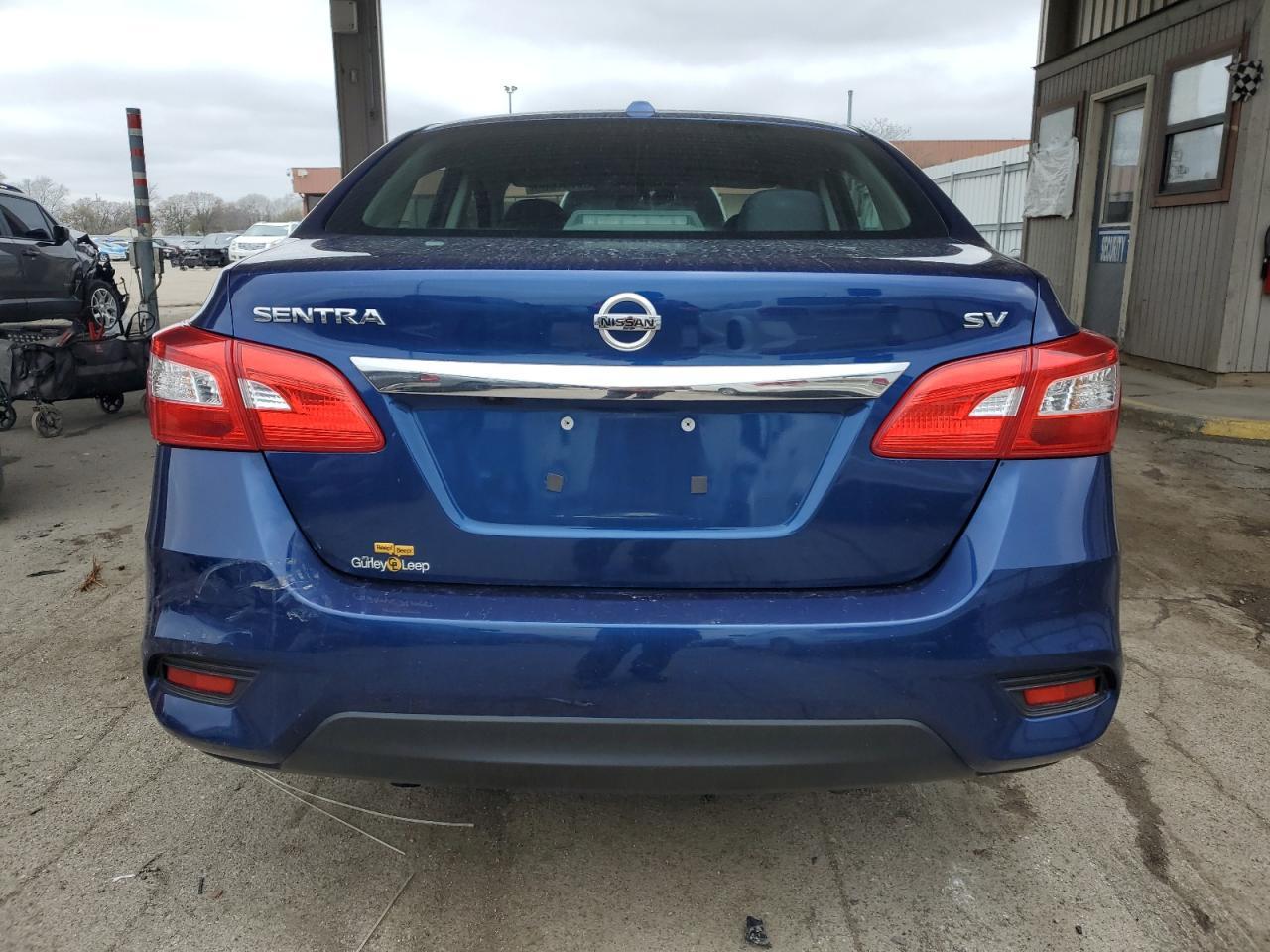 2017 NISSAN SENTRA S - Фото 6