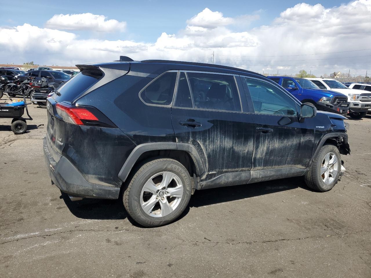2021 TOYOTA RAV4 LE - Image 3