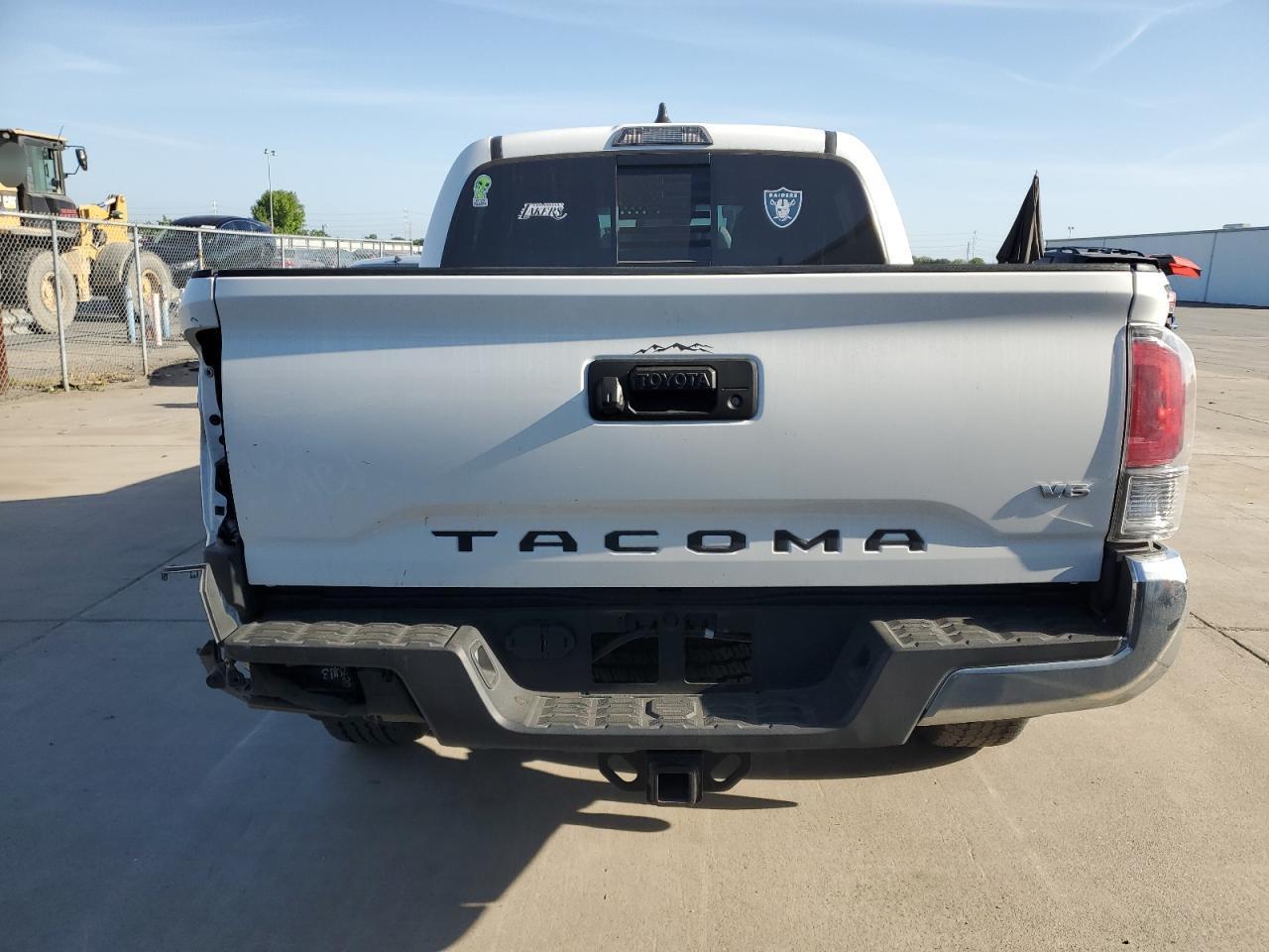 2023 TOYOTA TACOMA DOU - Фото 6