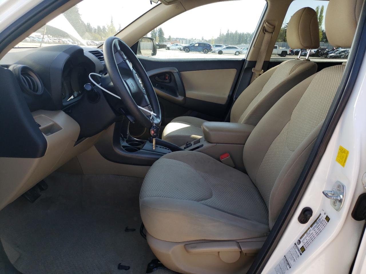 2011 TOYOTA RAV4 - Image 7