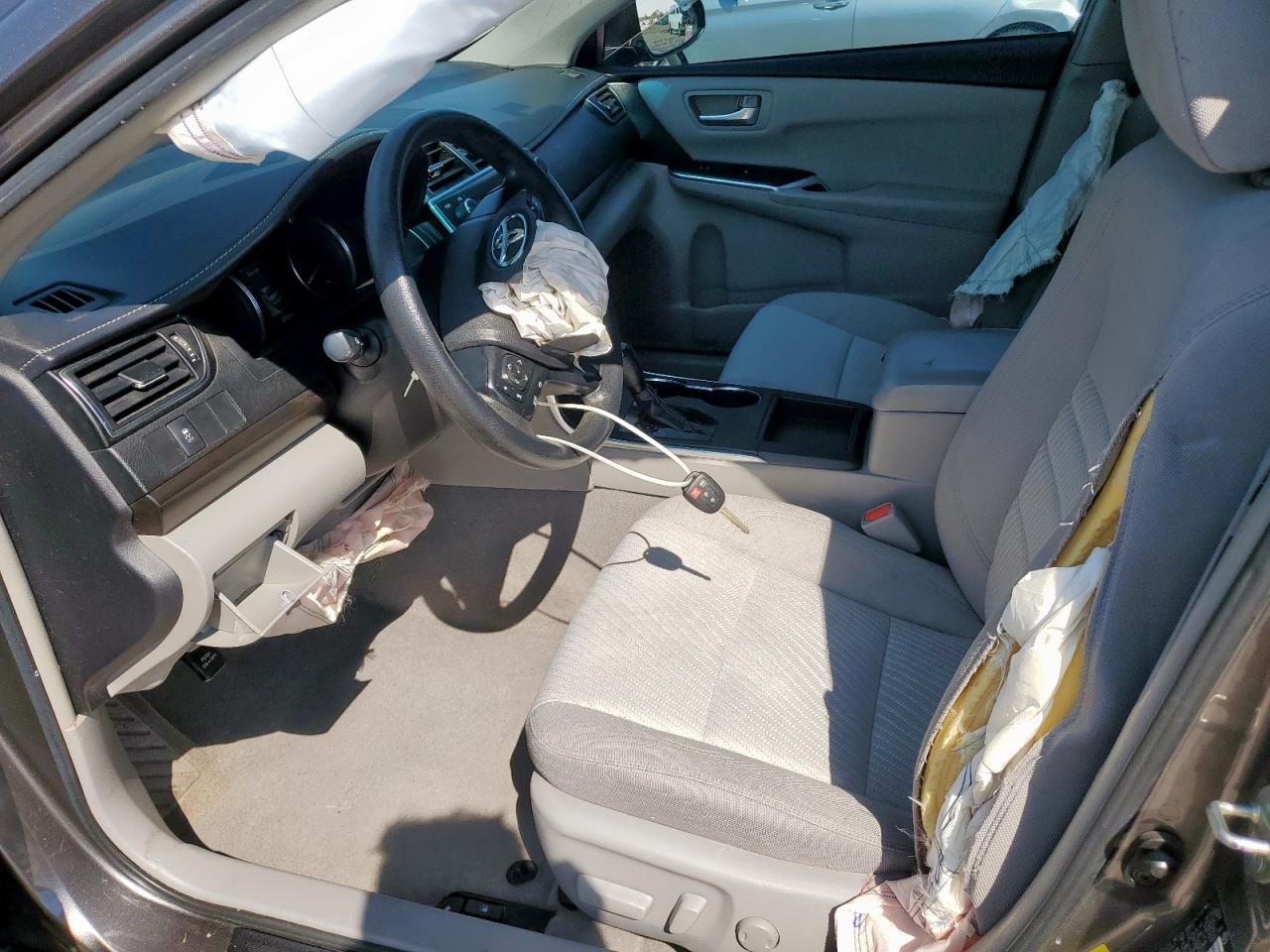 2017 TOYOTA CAMRY LE - Фото 7