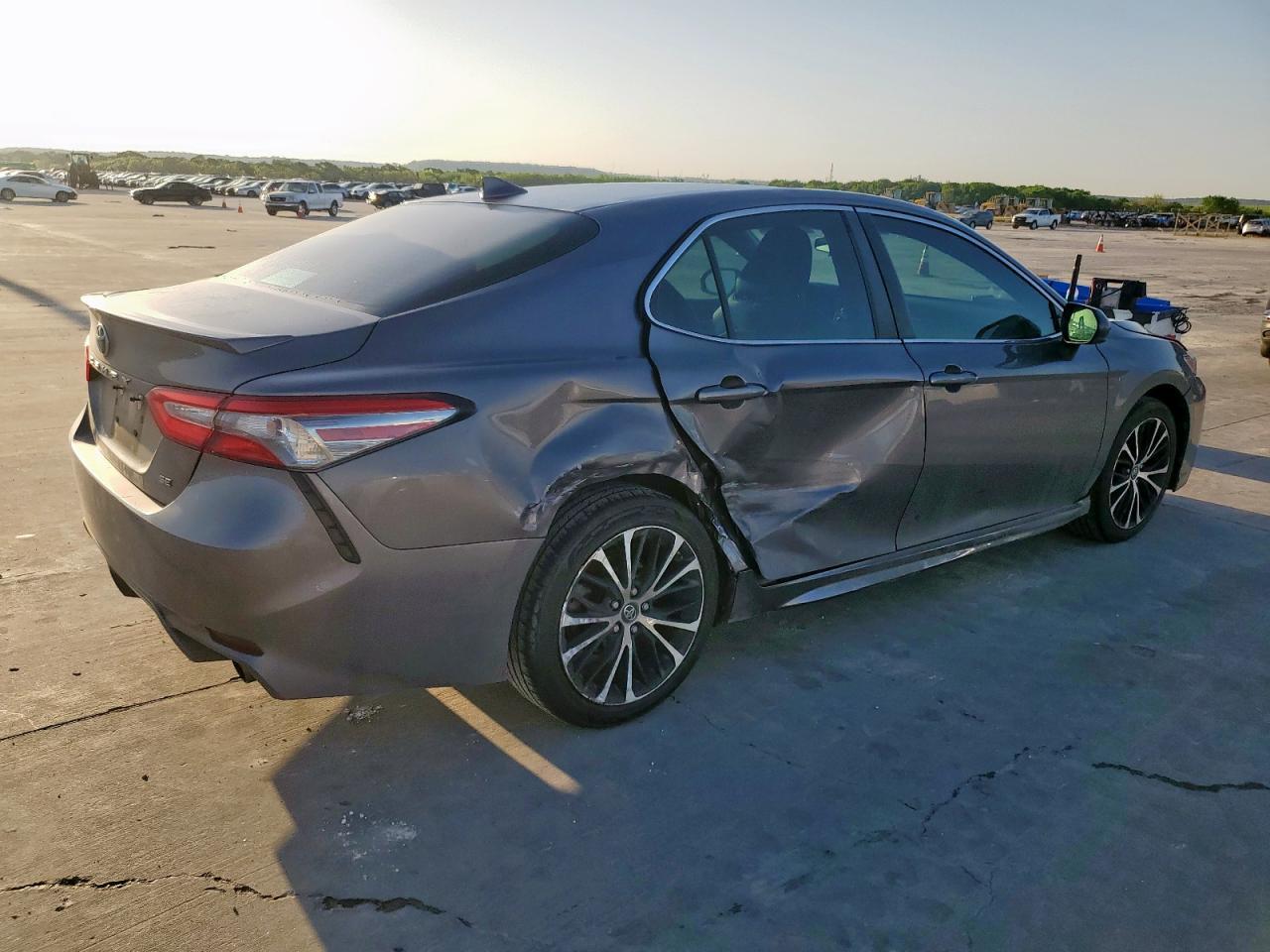 2019 TOYOTA CAMRY L - Image 3