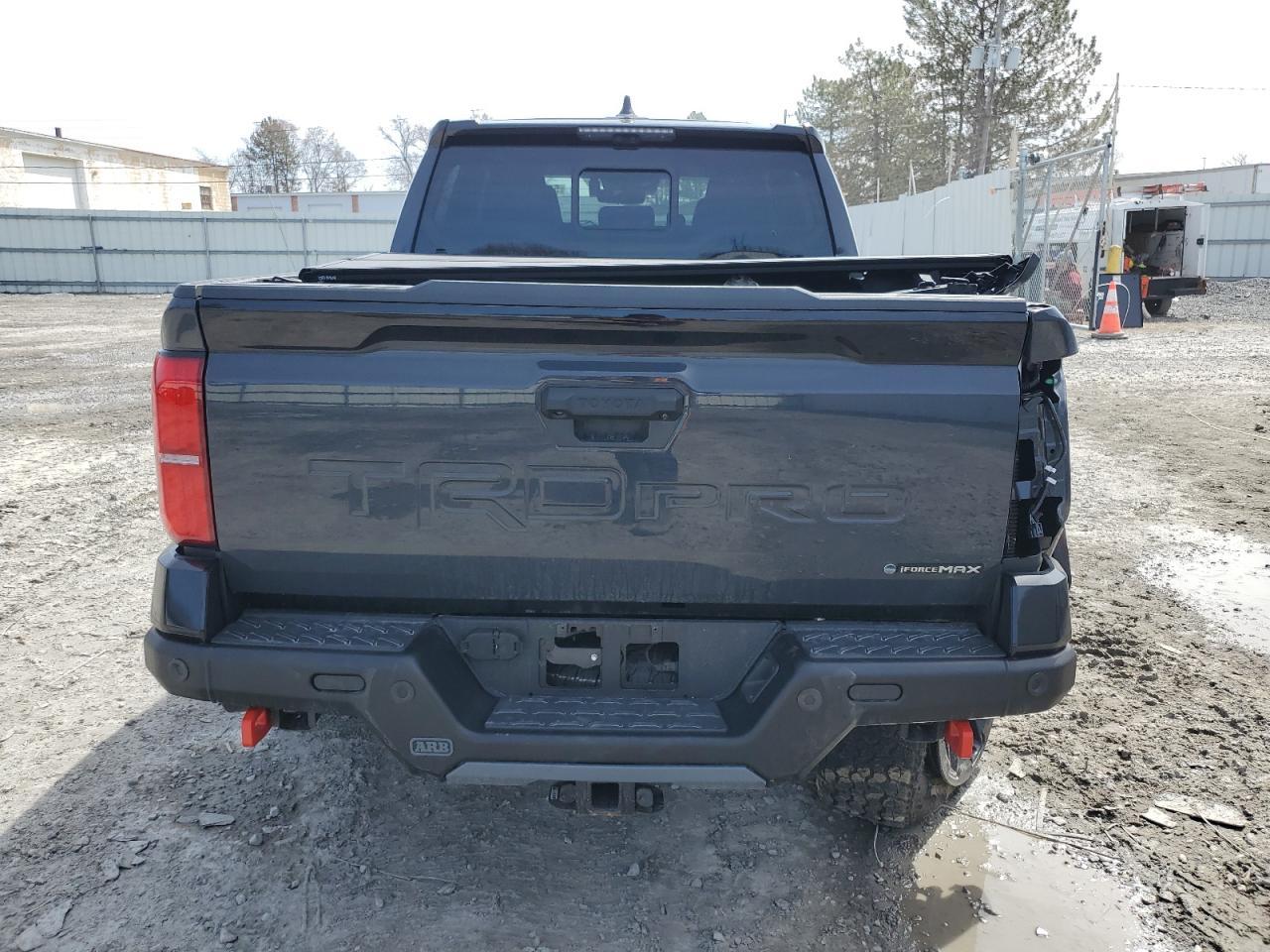2024 TOYOTA TACOMA DOU - Фото 6