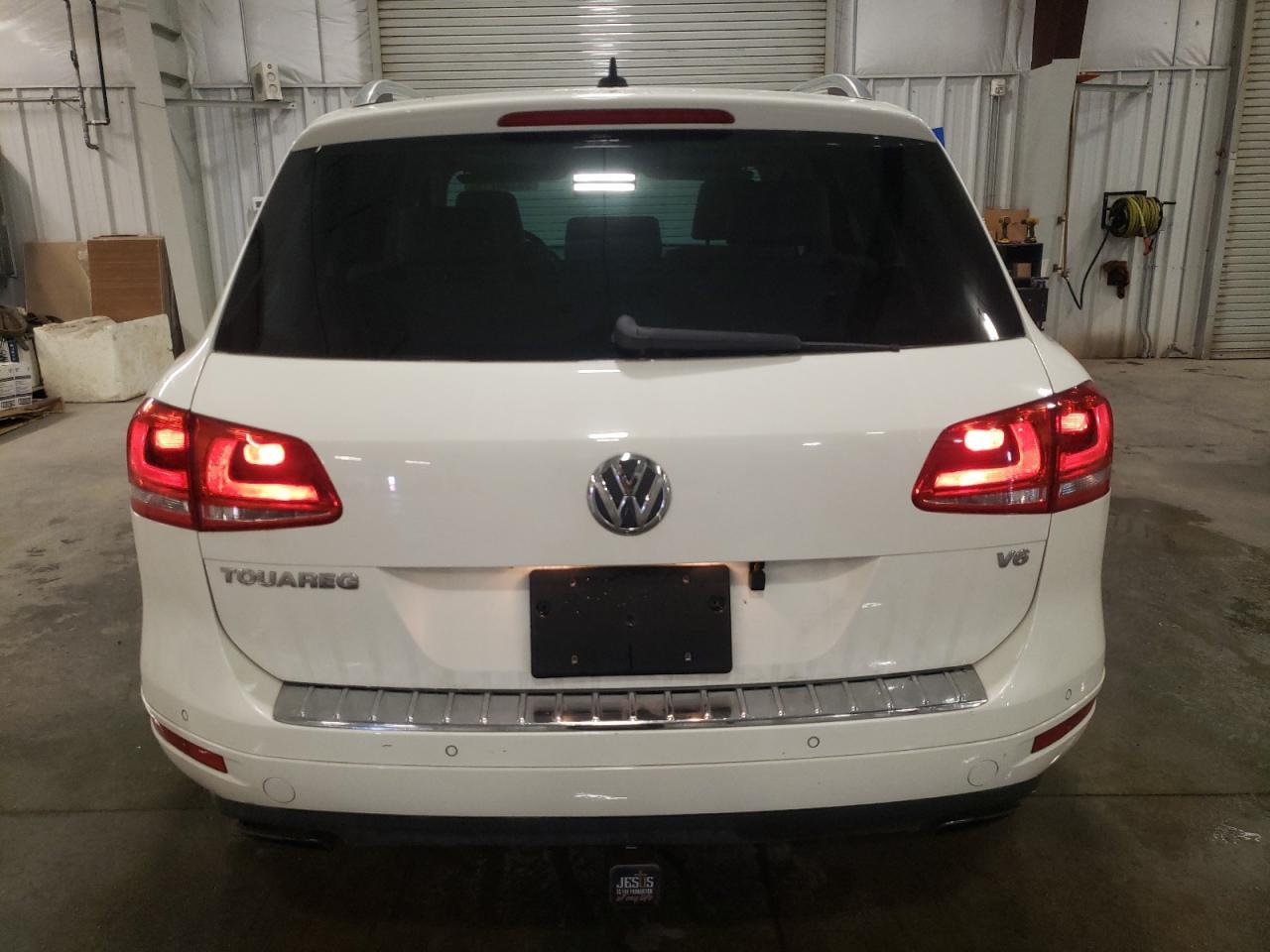 2011 VOLKSWAGEN TOUAREG V6 - Фото 6
