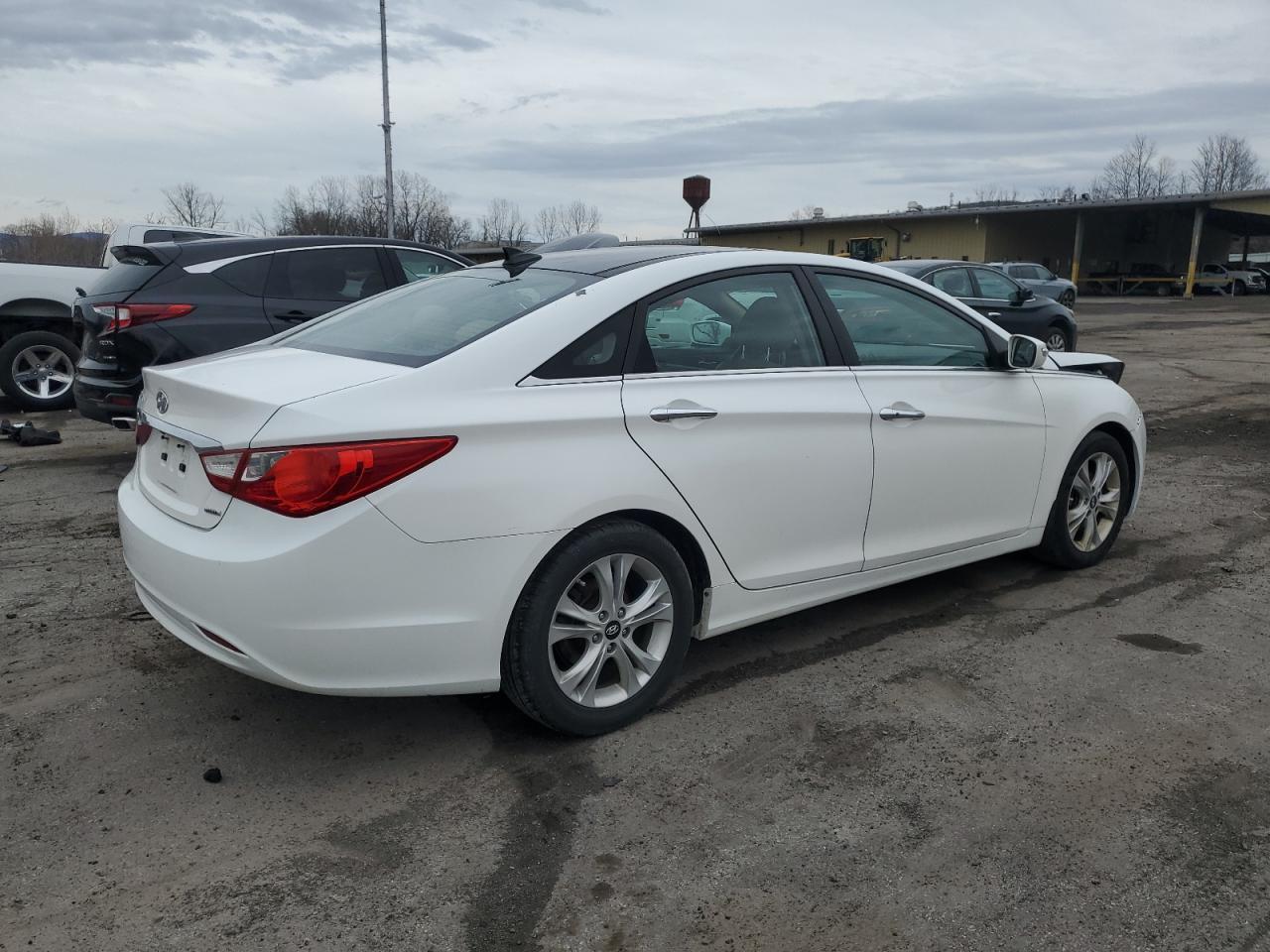 2013 HYUNDAI SONATA SE - Фото 3