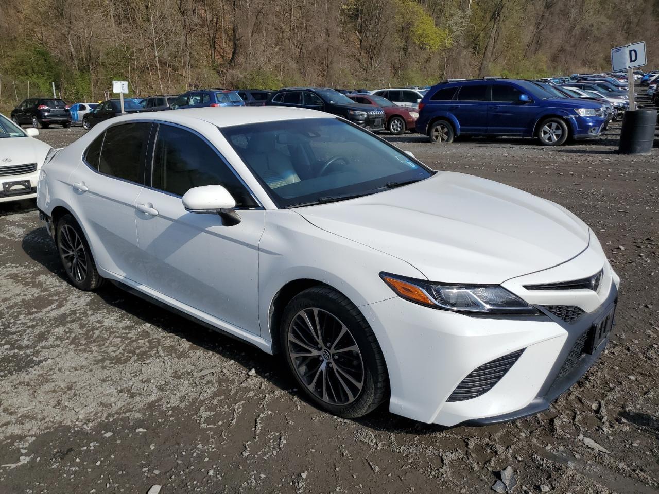 2018 TOYOTA CAMRY L - Image 4