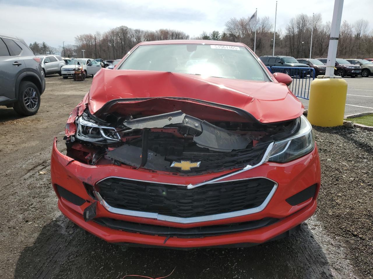 2017 CHEVROLET CRUZE LT - Image 5