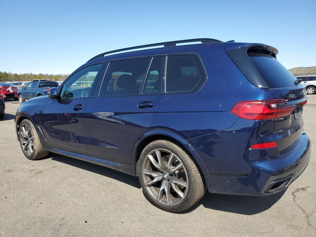 2022 BMW X7 M50I - Фото 2