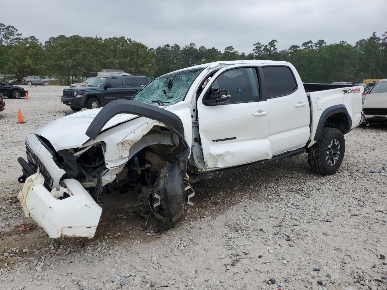 2018 TOYOTA TACOMA DOU